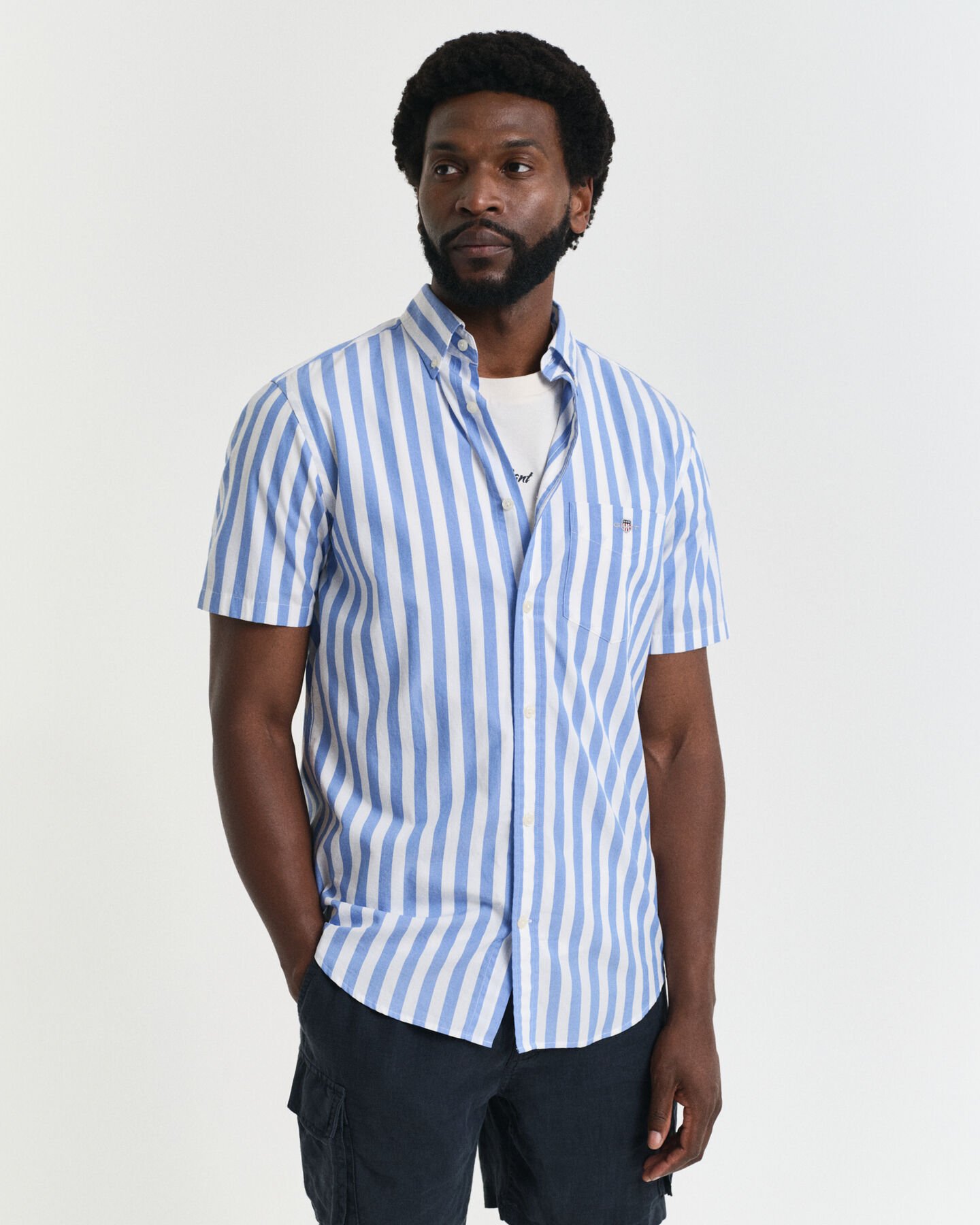 Regular fit stribet klassisk poplin-skjorte med korte ærmer