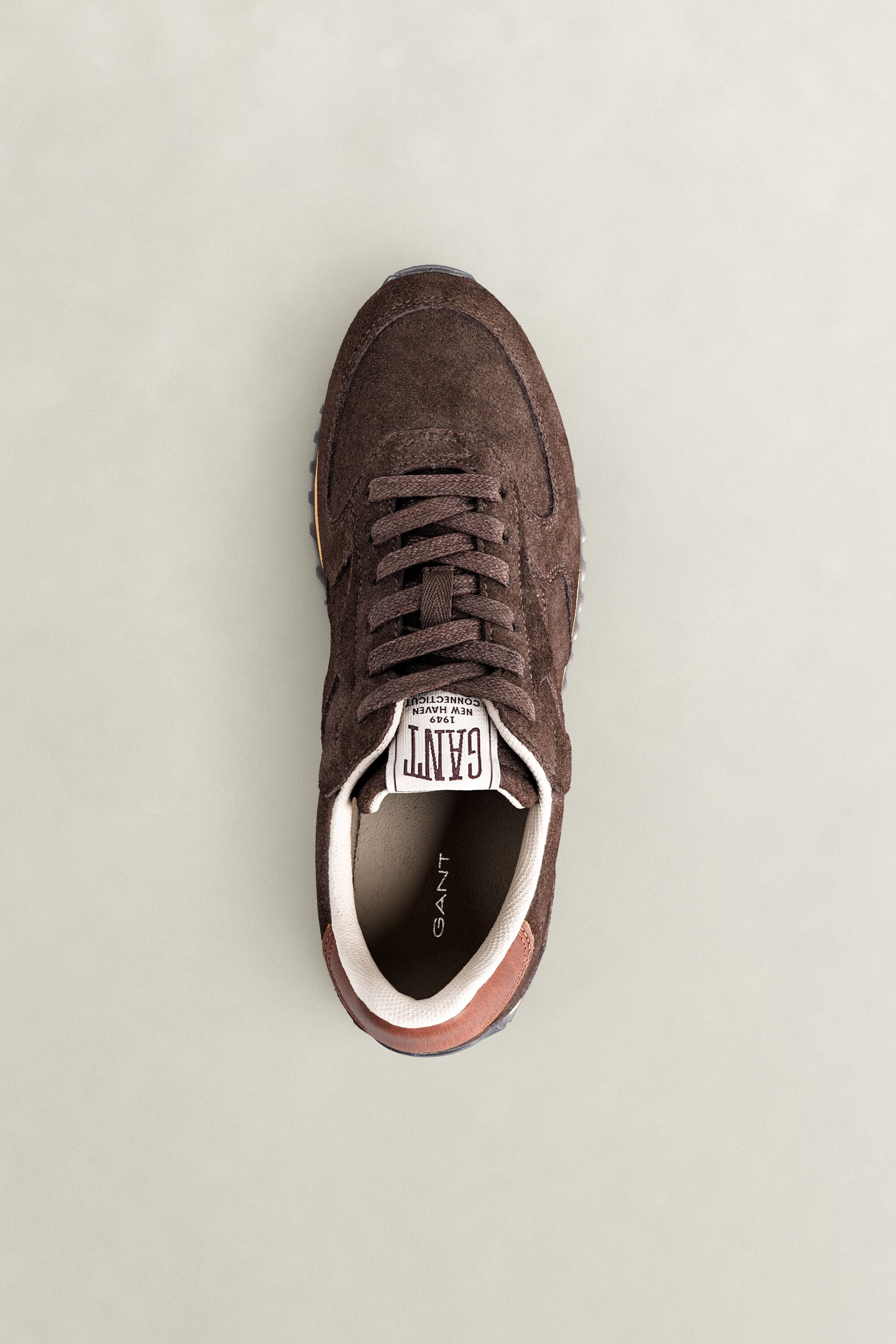 Beja sneakers i ruskind