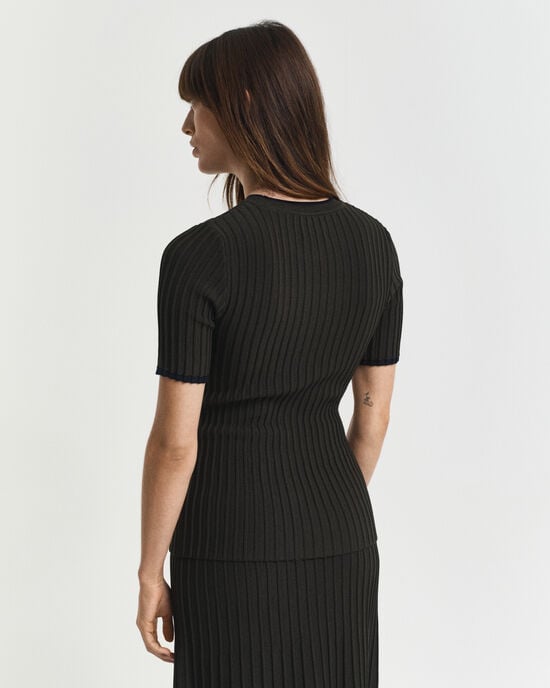 Kortærmet sweater med kontrastfarvet ribstrik