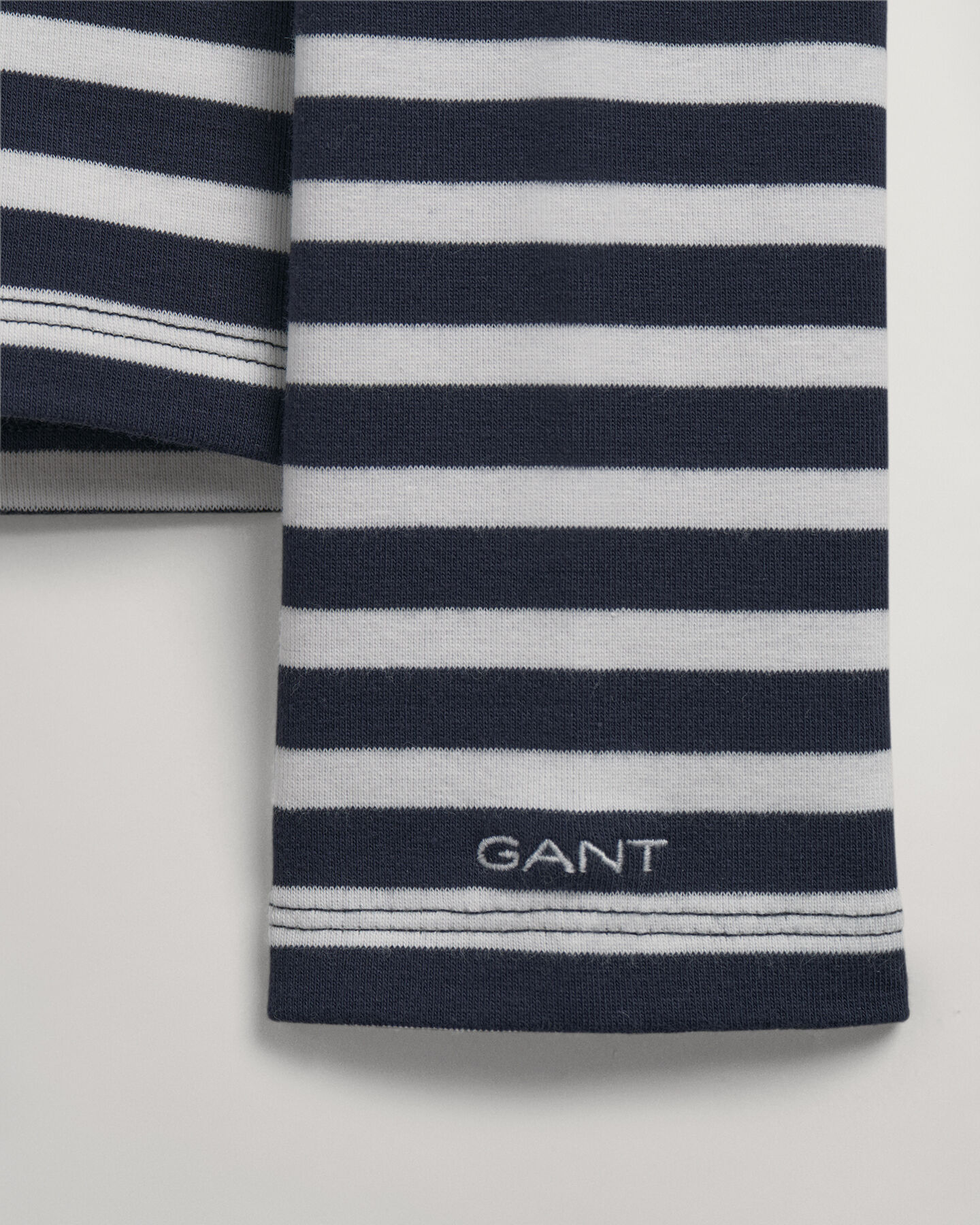 Stribet ribstrikket T-shirt med lange &aelig;rmer