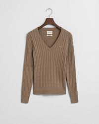 Kabelstrikket sweater af strækbomuld med V-hals