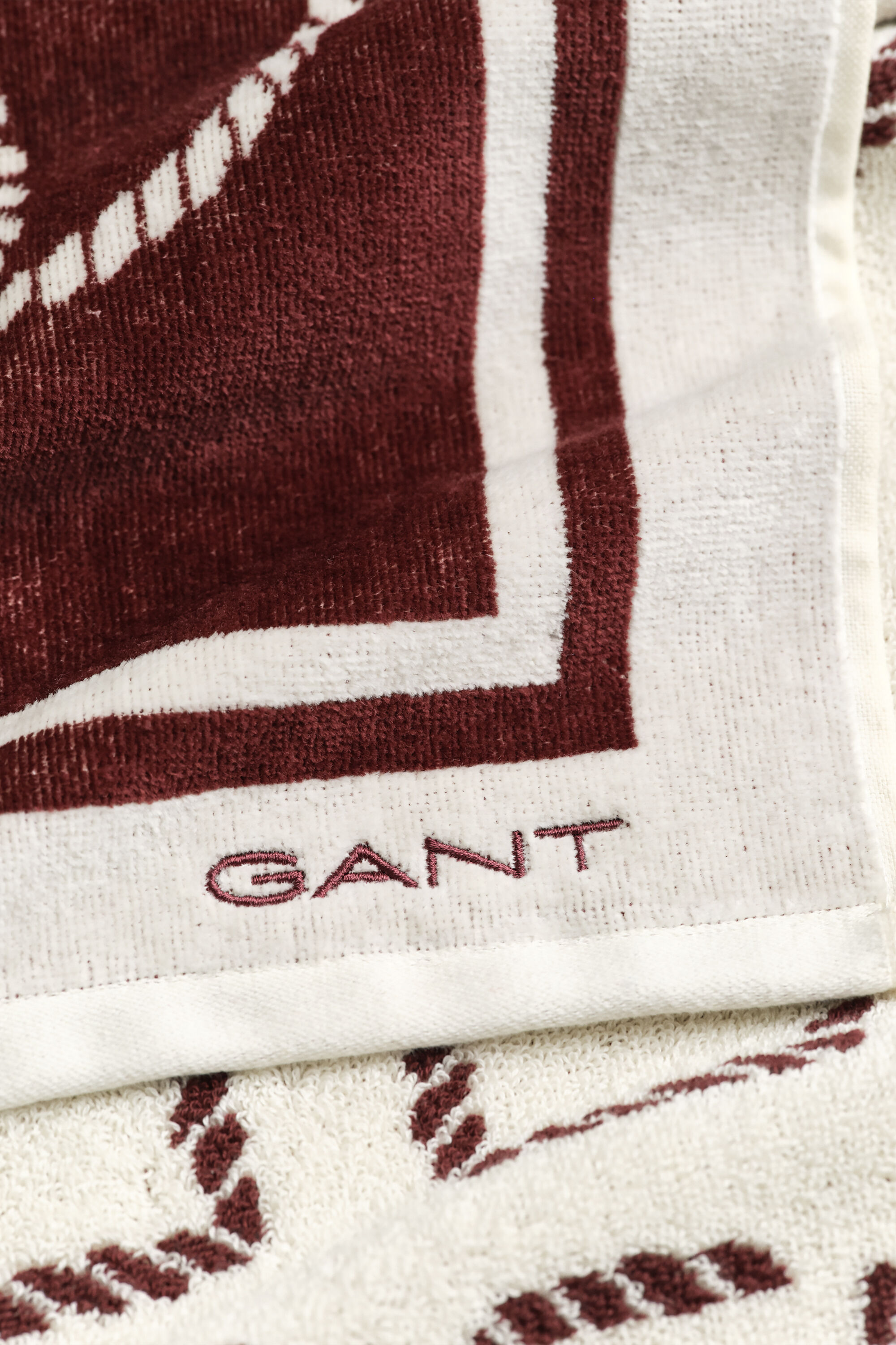 Strandhåndklæde med monogram-tryk