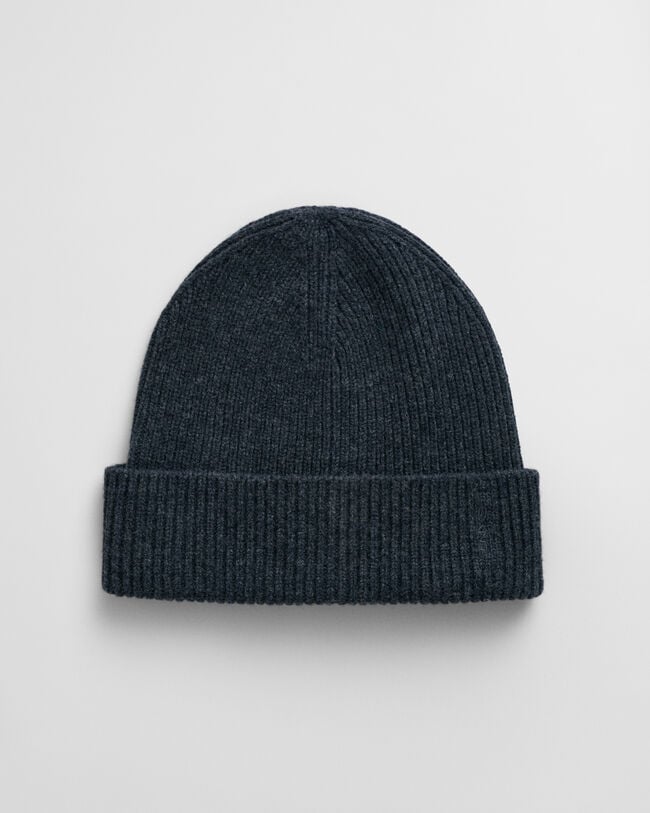 Ribstrikket beanie af uld