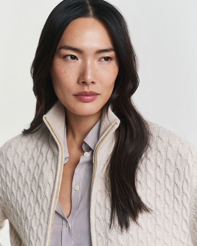 Kabelstrikket cardigan med lynlås