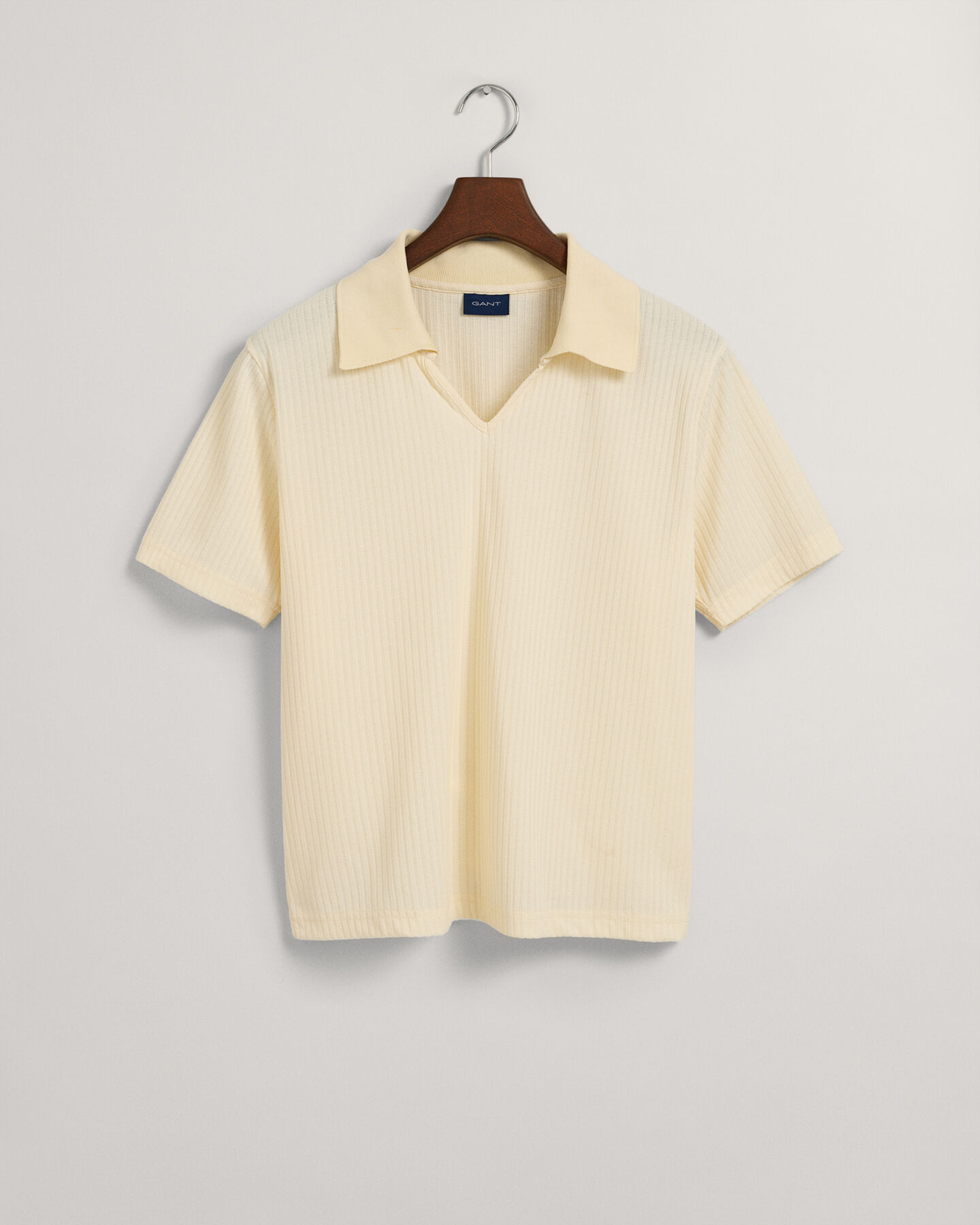 Piqu&eacute; poloskjorte inspireret af 70'erne