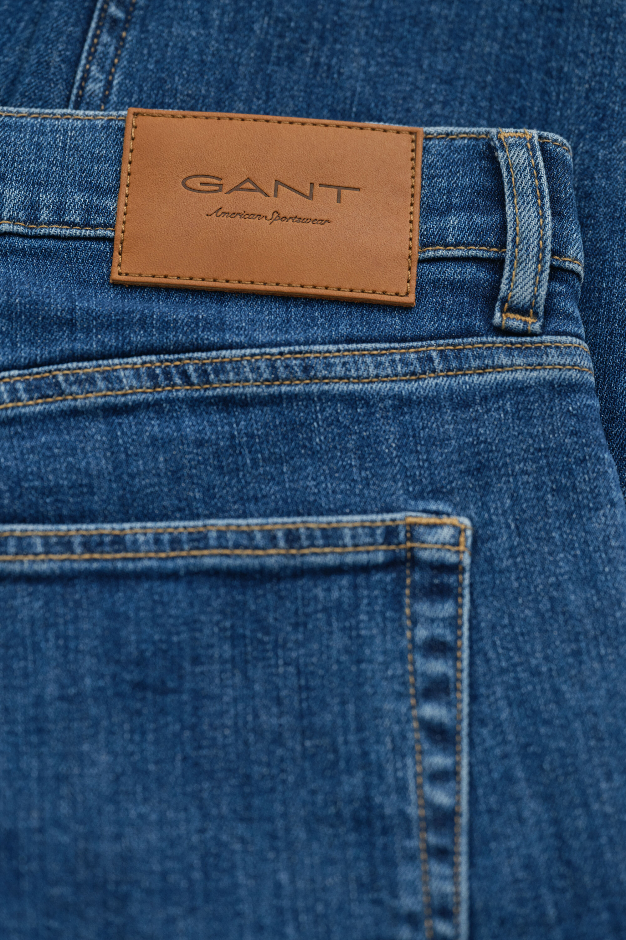 Slim fit jeans i let vask