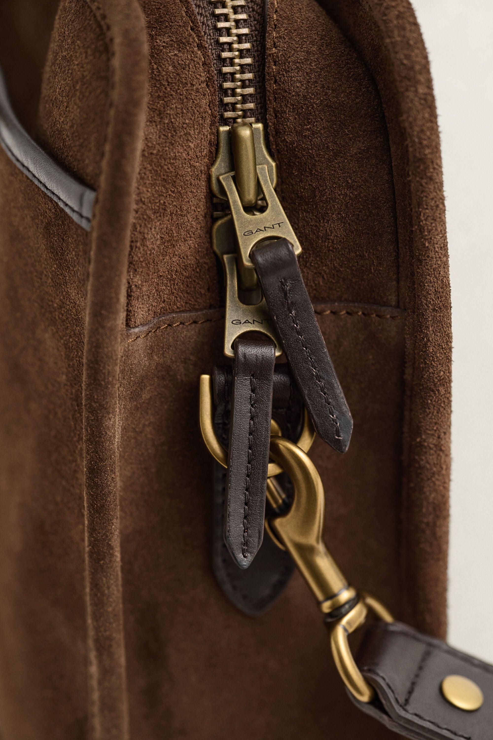 Pendlertaske i ruskind