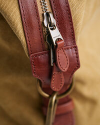 Rejsetaske i vasket lærred