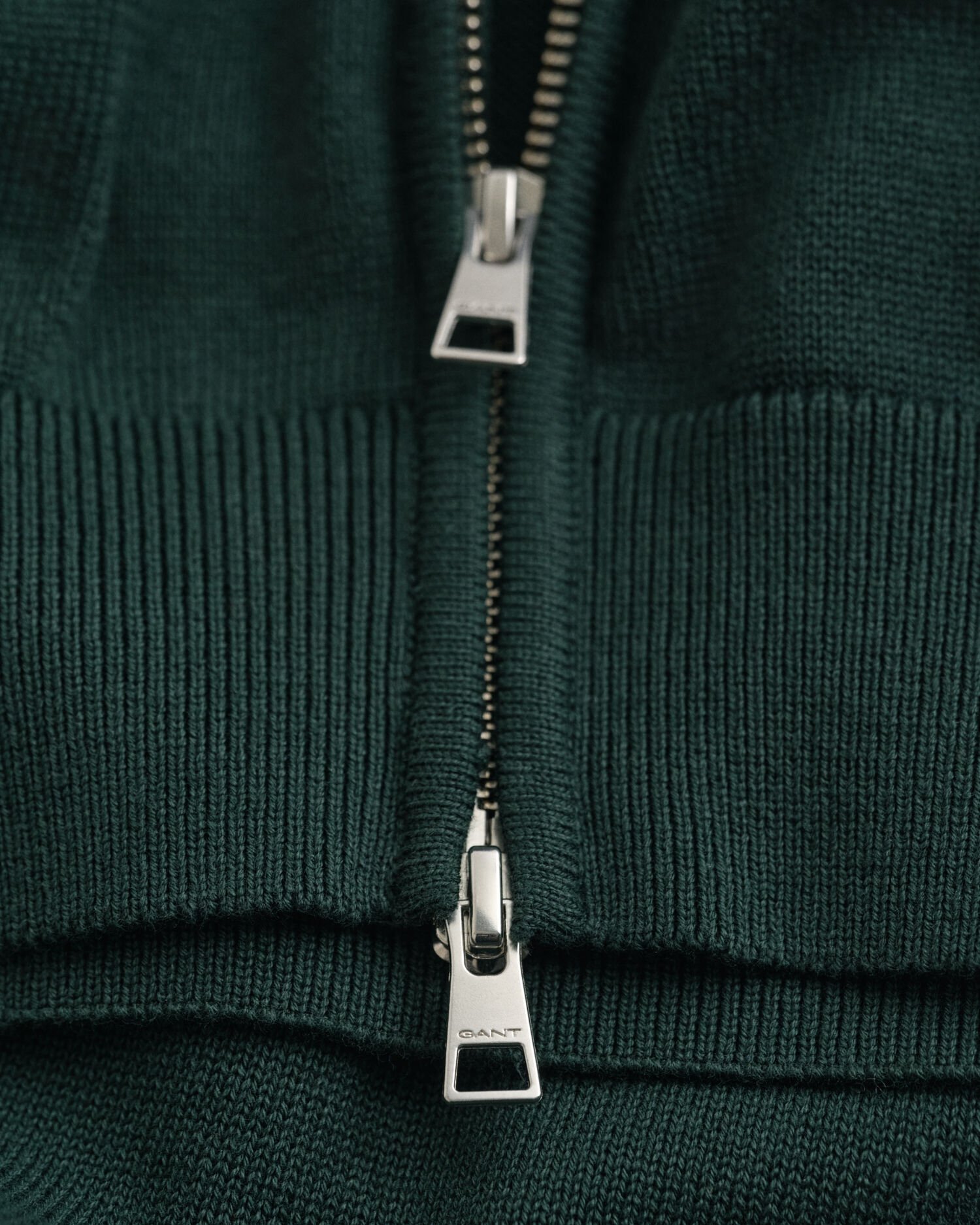 Afslappet cardigan i bomuld med lynlås