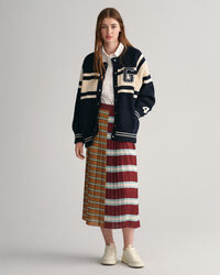 Stribet plisseret nederdel