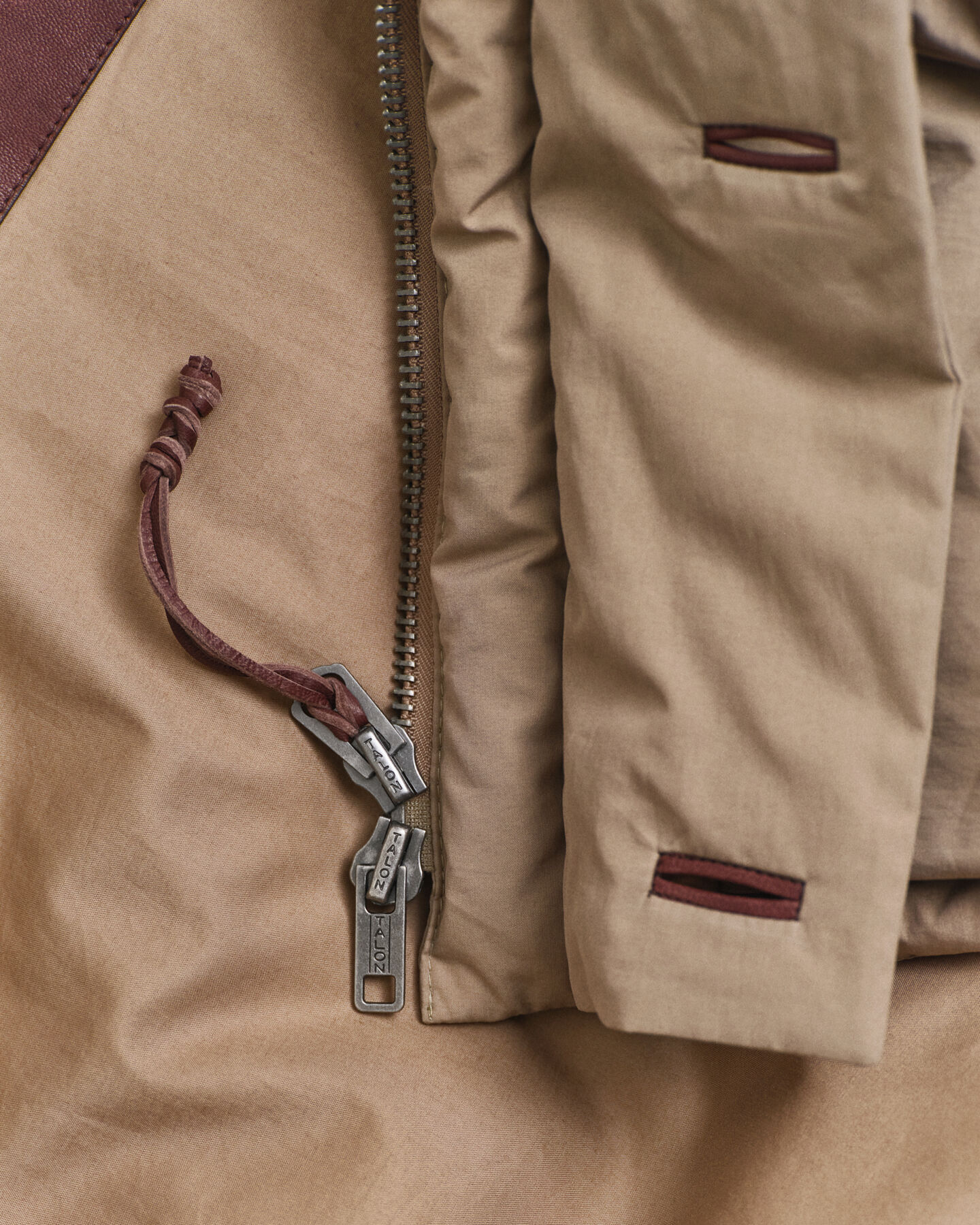 Parka af bomuld med gåsedun