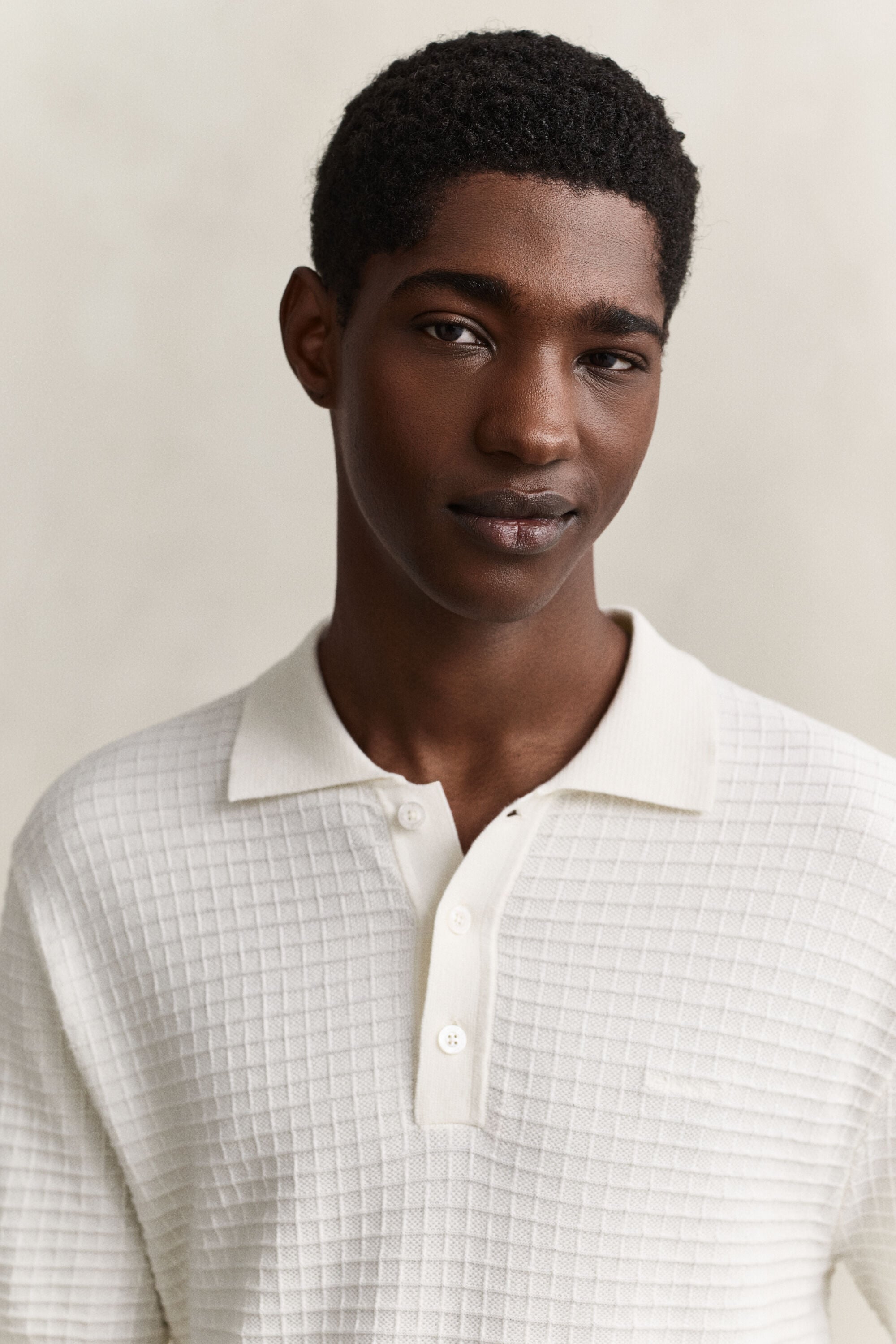 Tekstureret polosweater