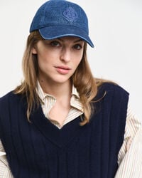 Sweater-vest i uld med bred ribstrik og V-hals