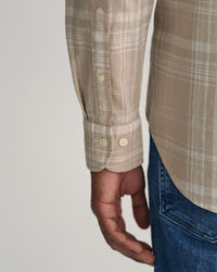 Regular fit ternet skjorte af bomuld og hør