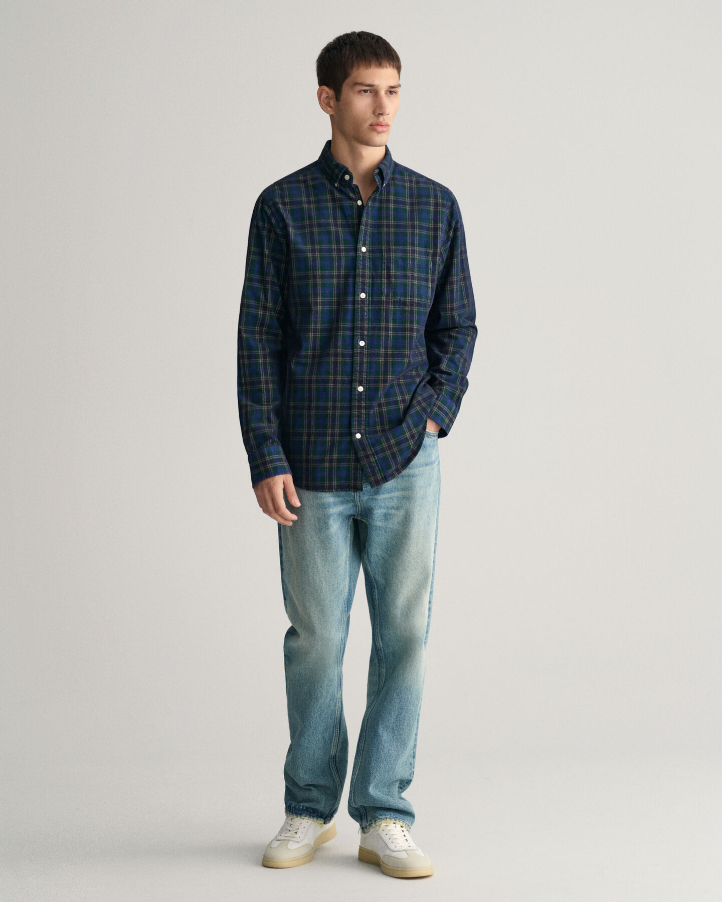 Regular fit ternet skjorte af jernbanefl&oslash;jl