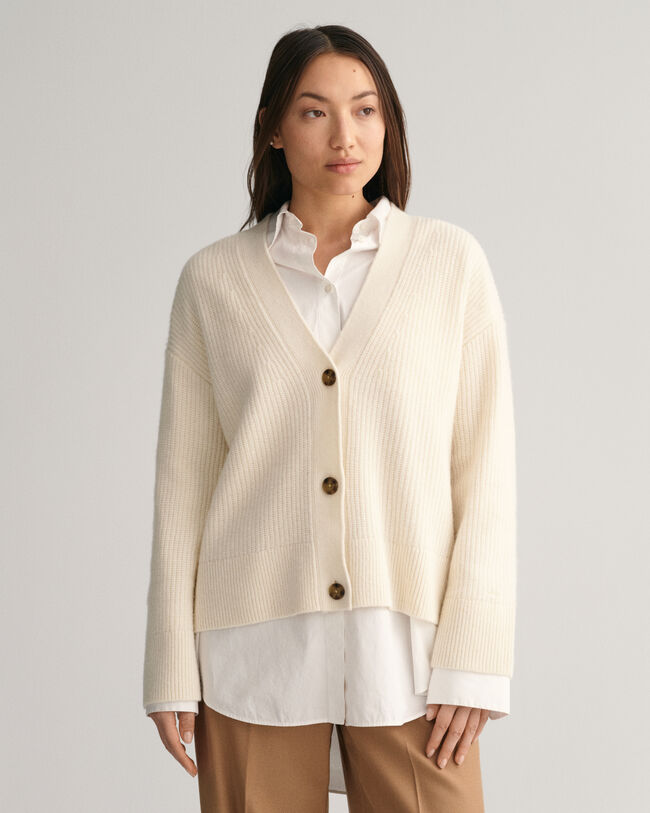 Ribstrikket cardigan af uld