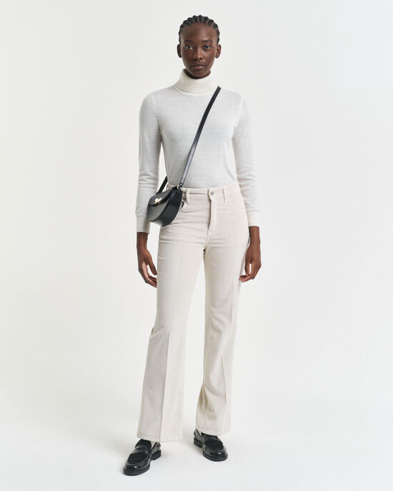 Jeans i jernbanefløjl med svaj