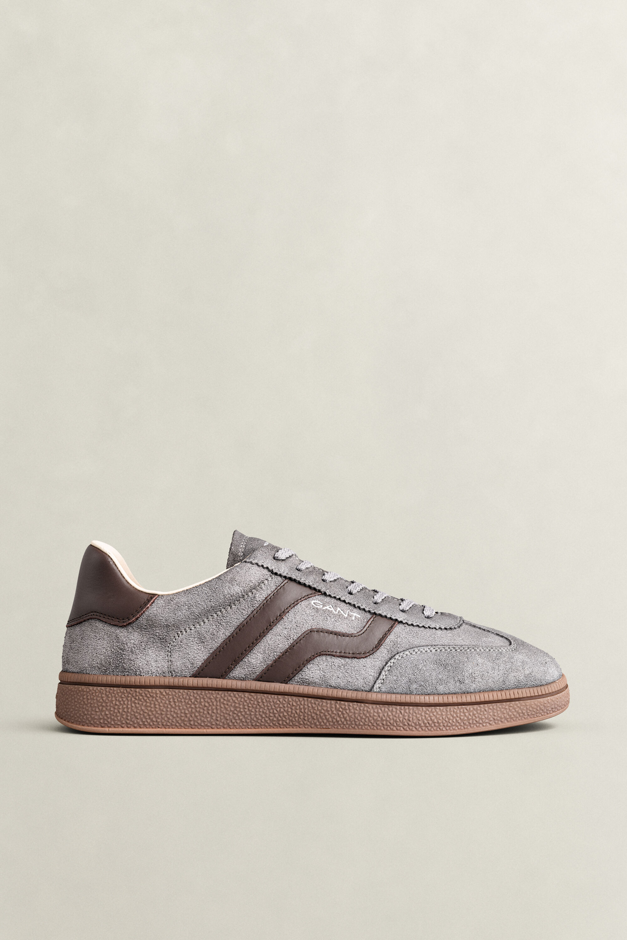Cuzmo sneakers i ruskind