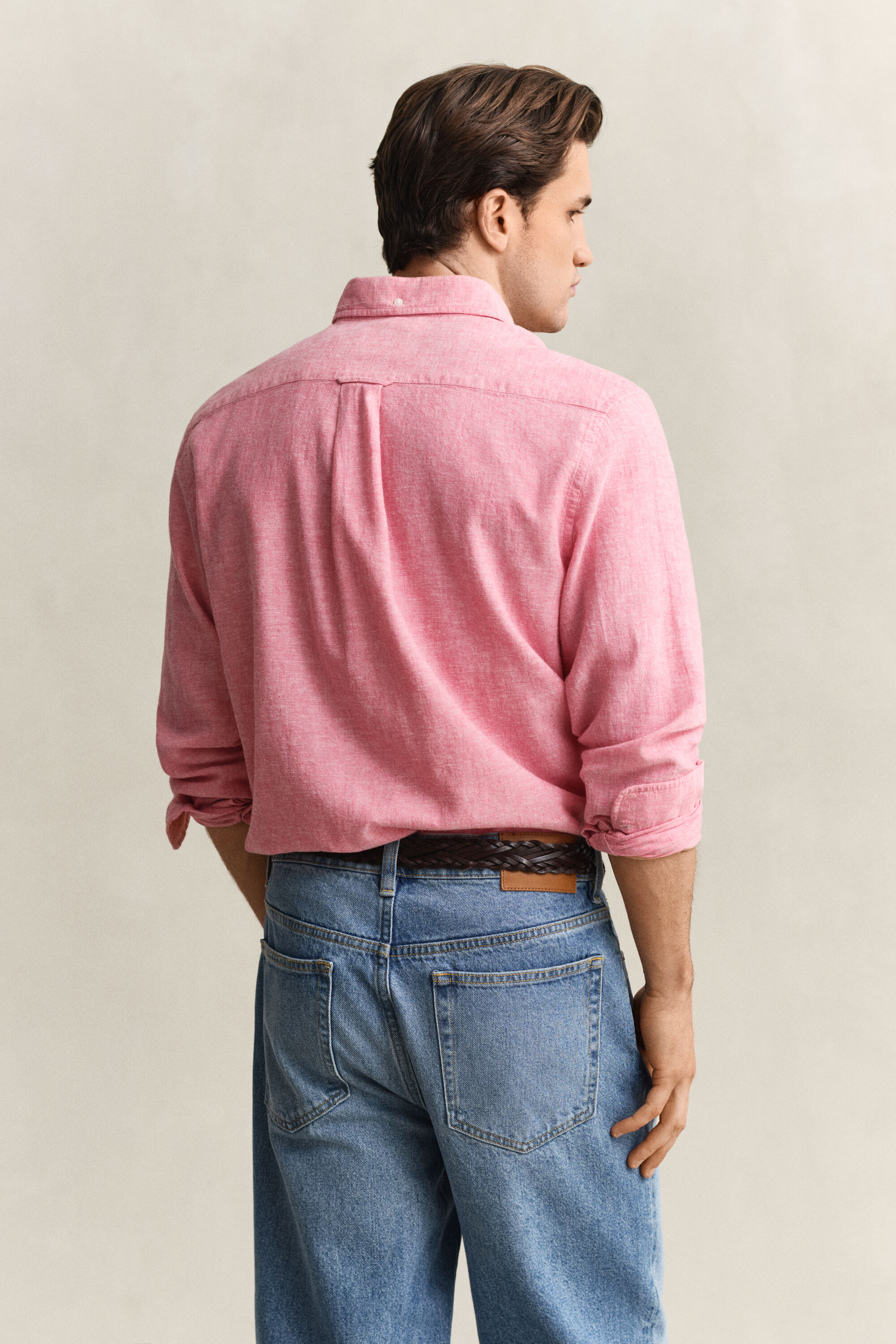 Skjorte af hørblanding