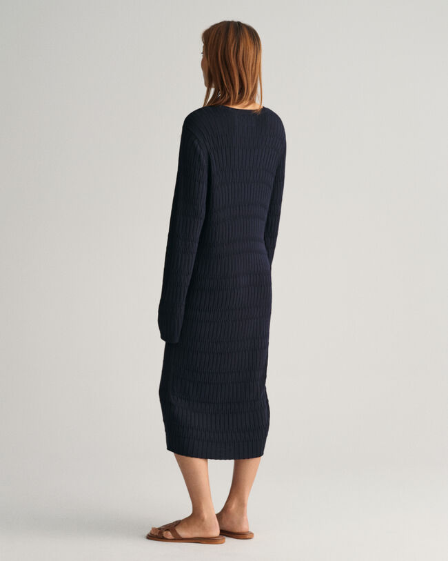 Tekstureret strikket kjole