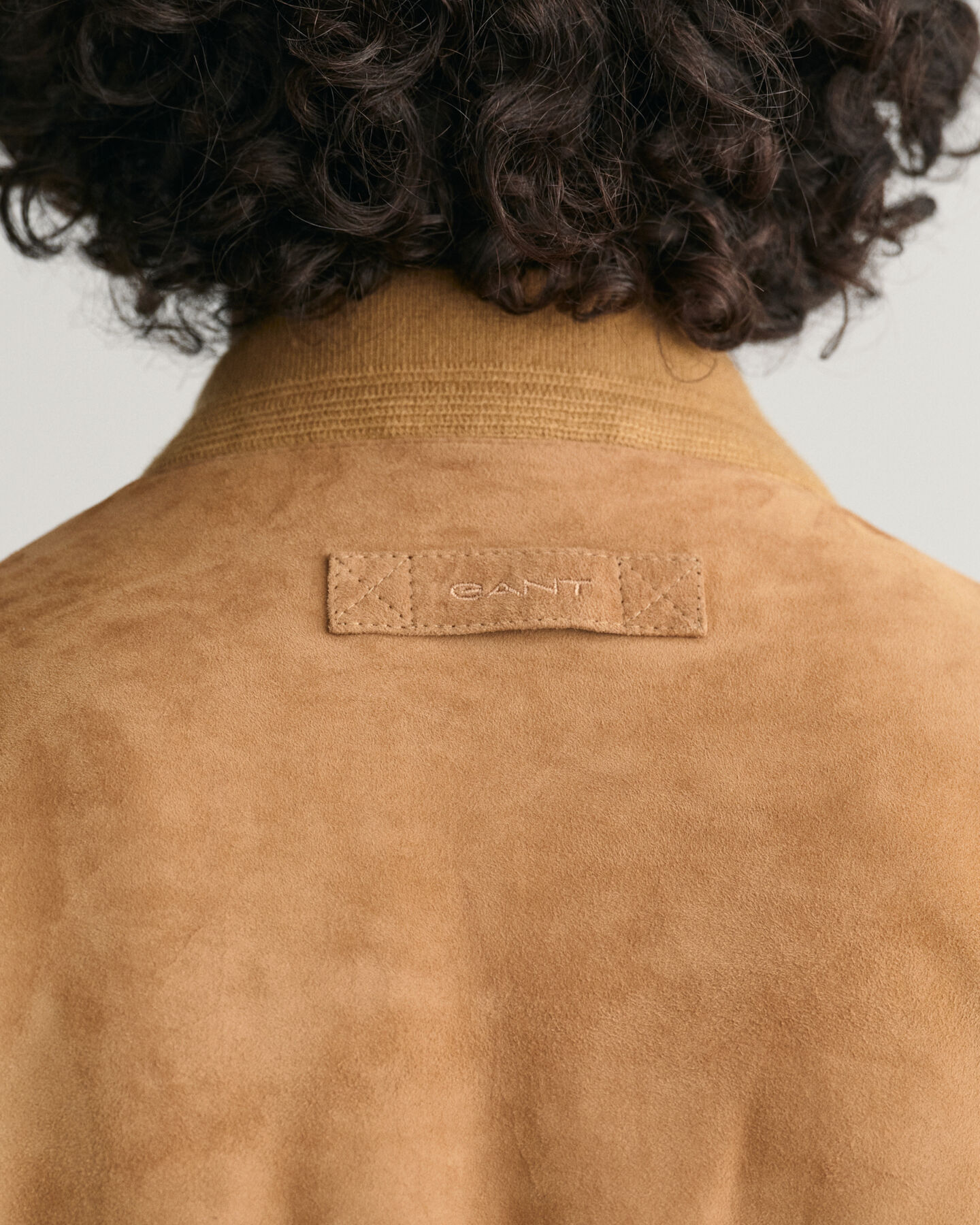 Bomberjakke i ruskind