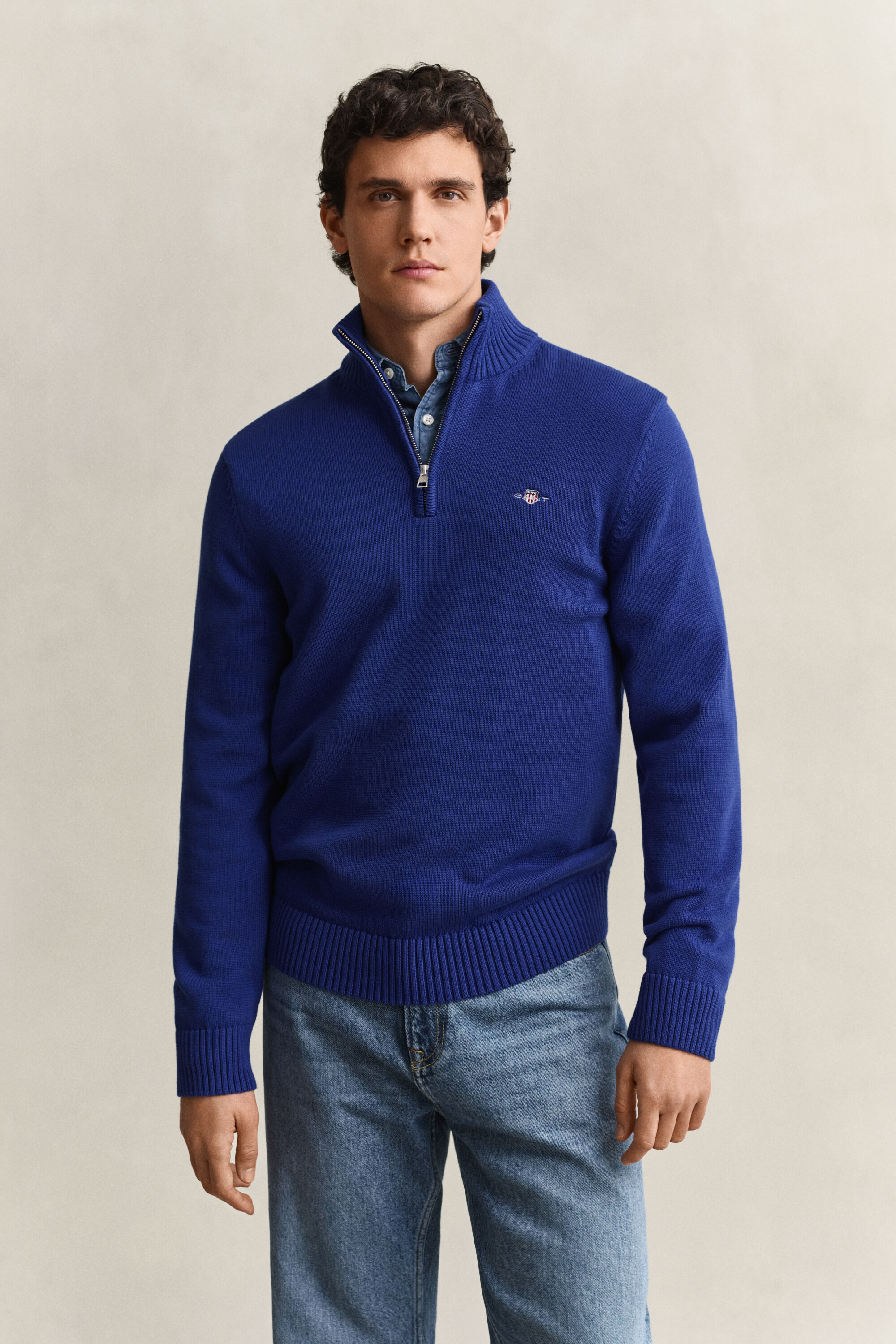 Afslappet sweater i bomuld med halv lynlås