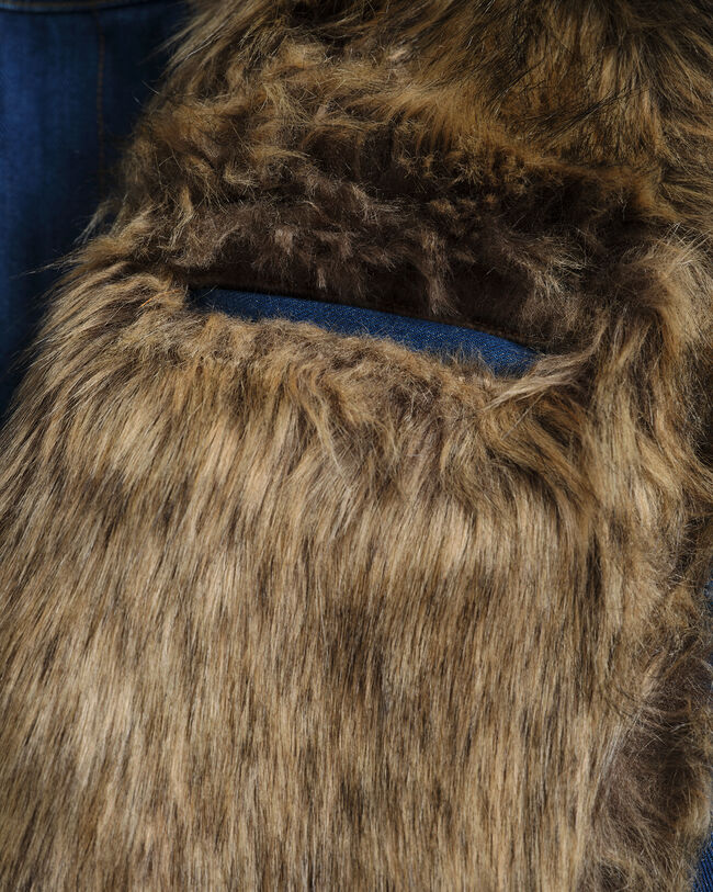 Wrangler x GANT vest af denim og kunstpels