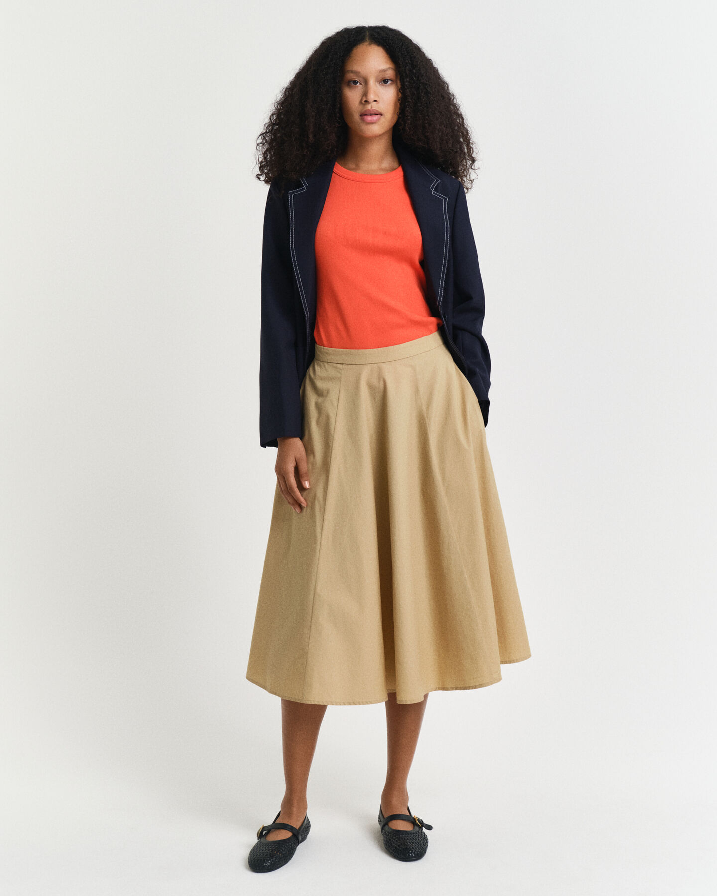 Ribstrikket tanktop med høj hals