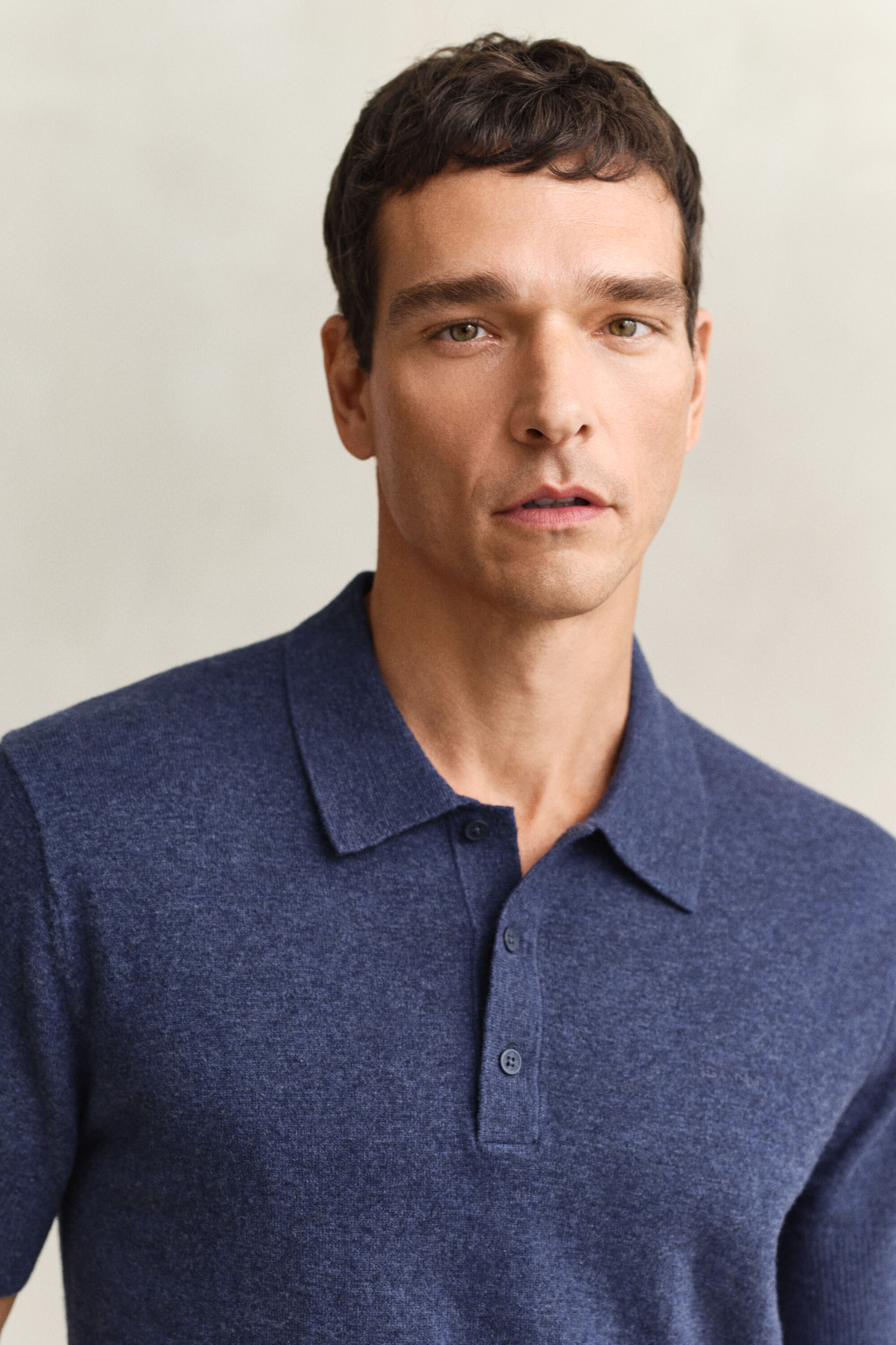 Kortærmet polosweater af nopret bomuldsblanding