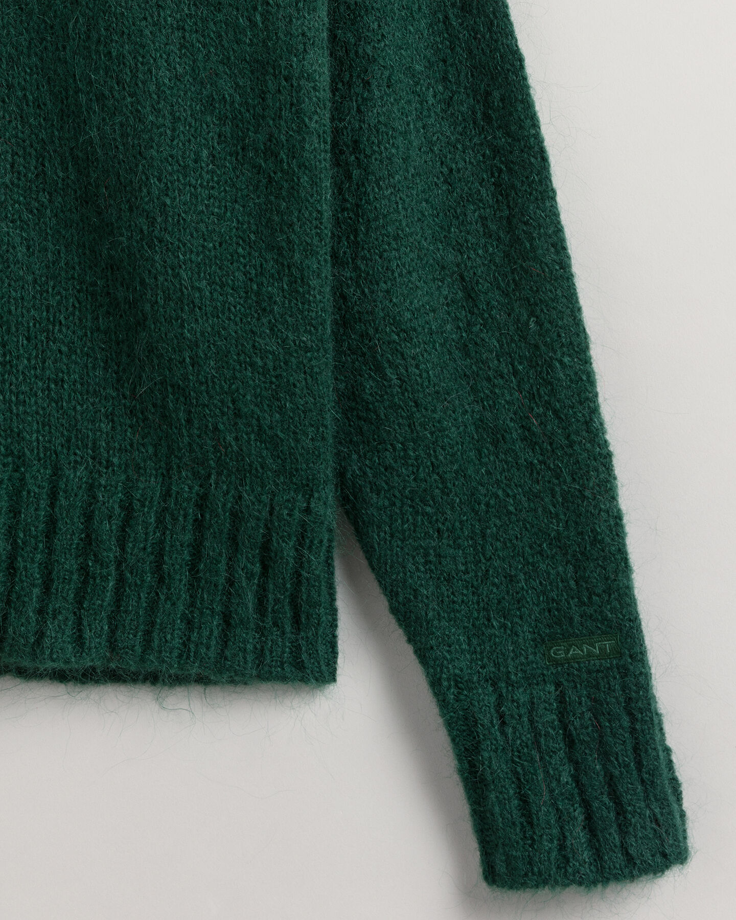 Sweater i mohair med V-hals