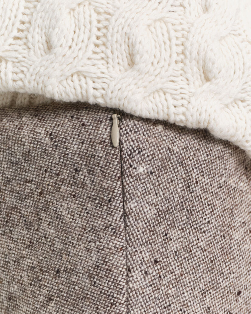 Midi nederdel i uld med svaj