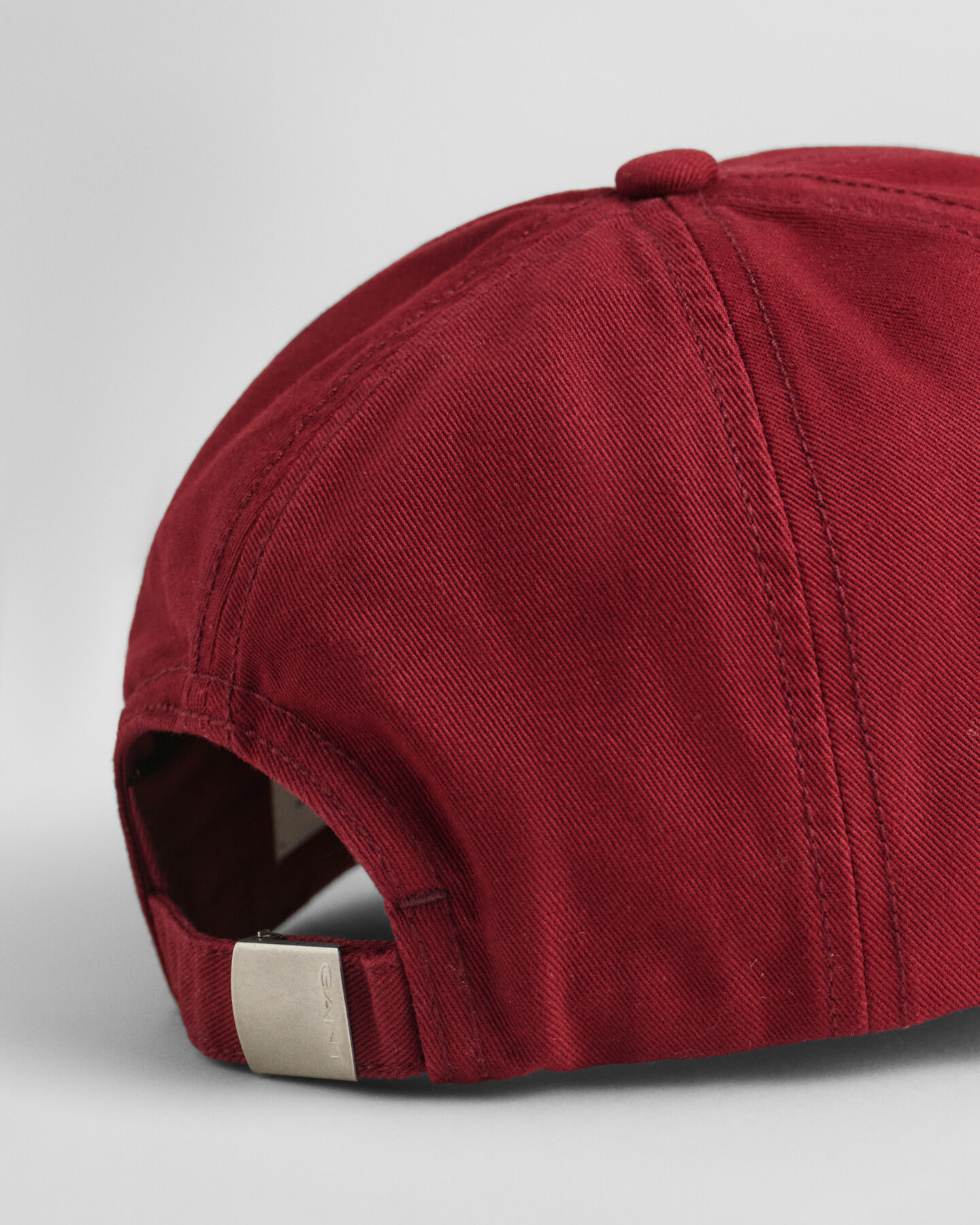 Cap af vasket bomuld med skrift