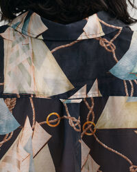 Relaxed fit bomuldssilkeskjorte med Sailing-tryk