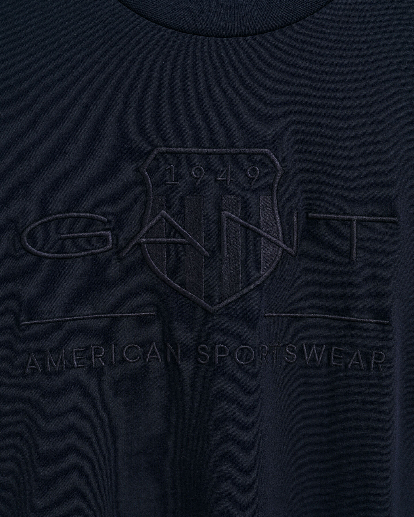 Tonal Shield T-shirt med lange ærmer