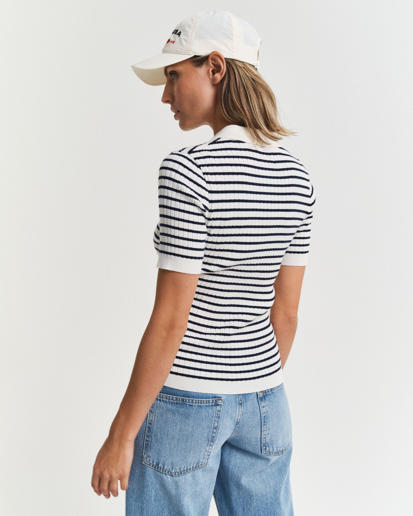 Stribet strikket Rugger med ribstrik og korte ærmer