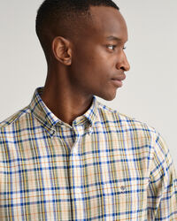 Regular fit skotskternet flannelskjorte