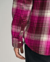 Relaxed fit ternet skjorte i tung flannel