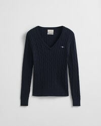 Kabelstrikket sweater af strækbomuld med V-hals