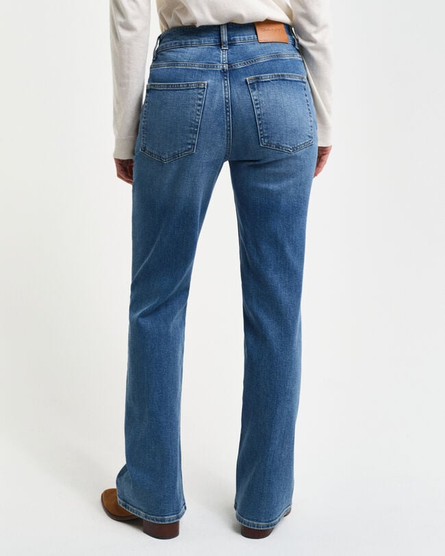 Slim fit jeans med svaj
