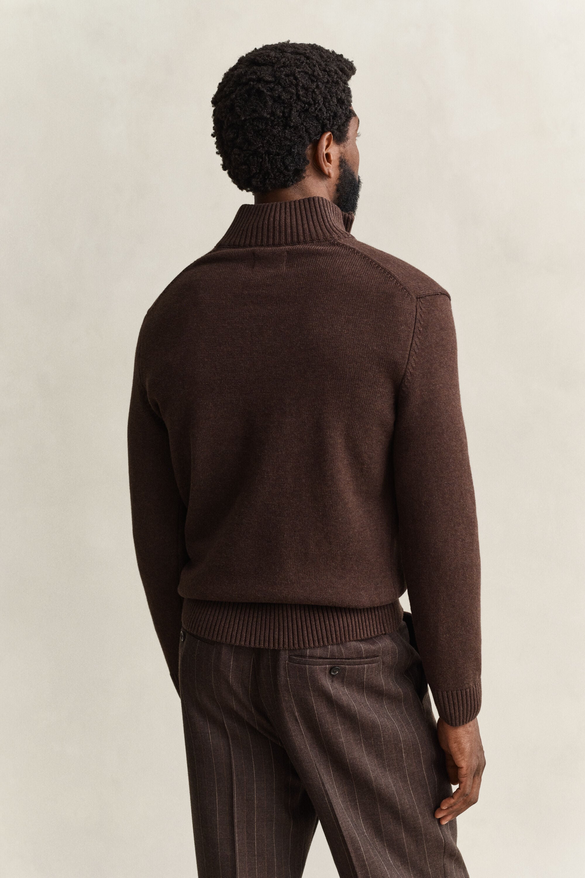 Afslappet sweater i bomuld med halv lynlås