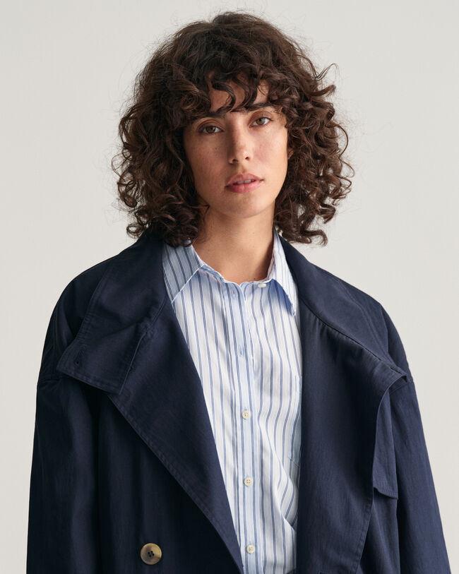 Trenchjakke i mellemlængde