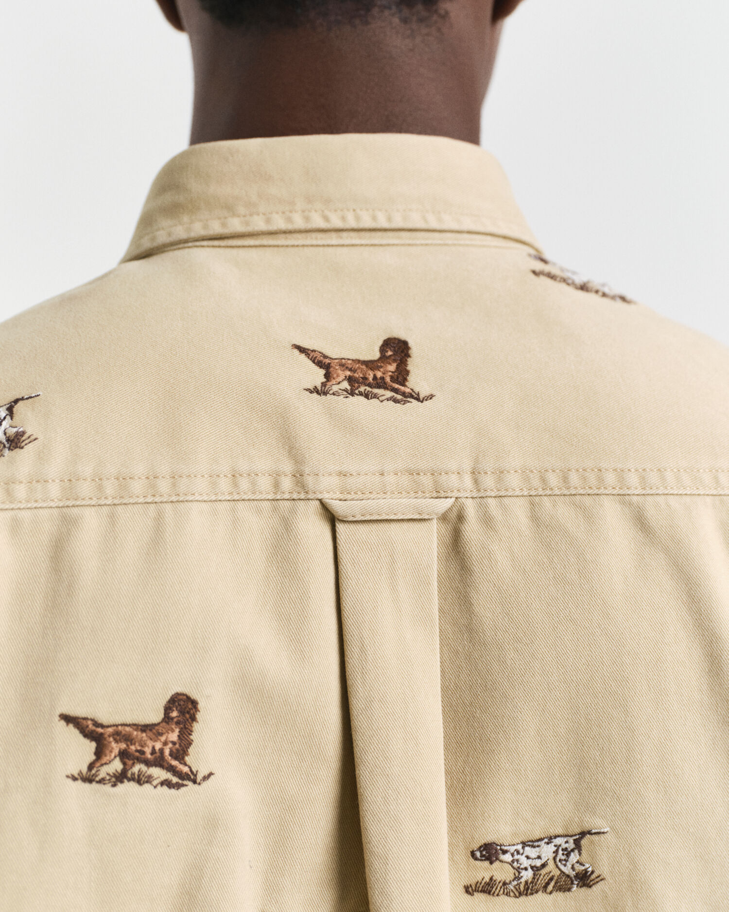 Relaxed fit twill-skjorte med broderi