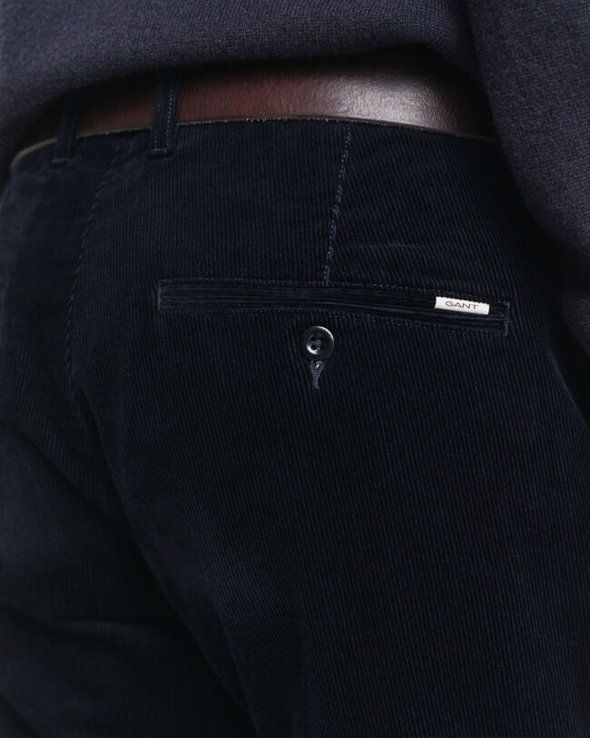 Slim fit chinobukser af jernbanefløjl