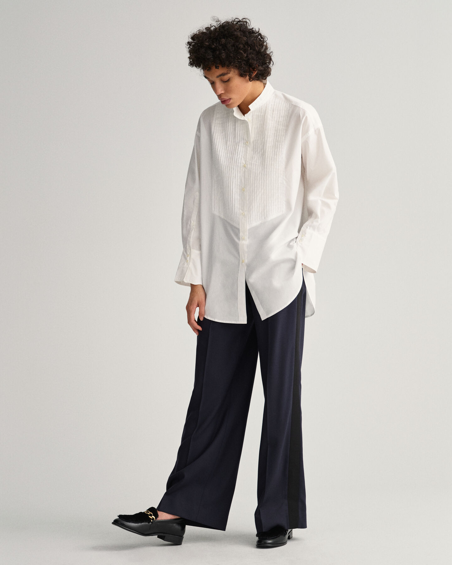 Overdimensioneret skjorte med smalle lægge