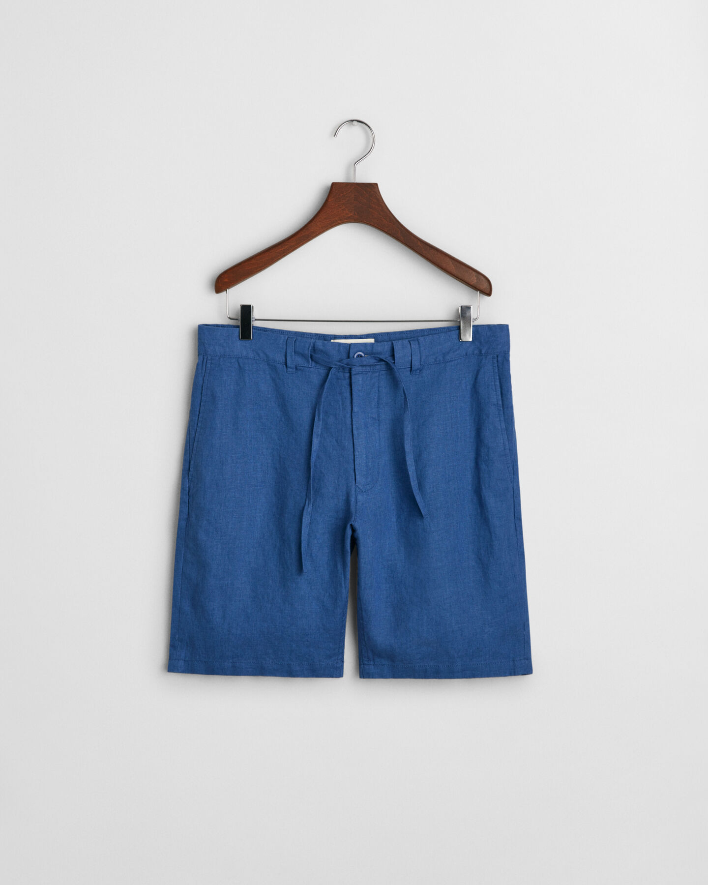 Relaxed fit shorts af hør med løbesnor