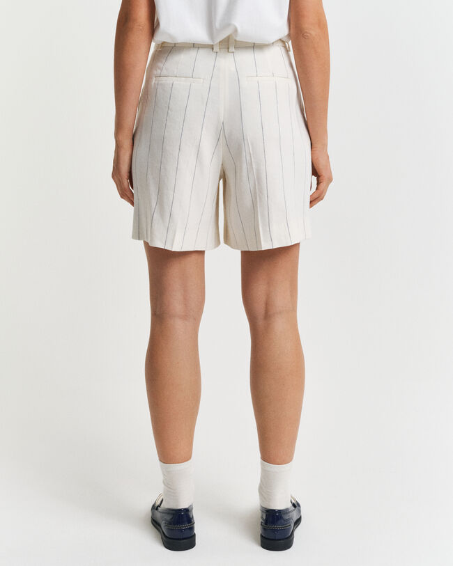 Nålestribede hørshorts