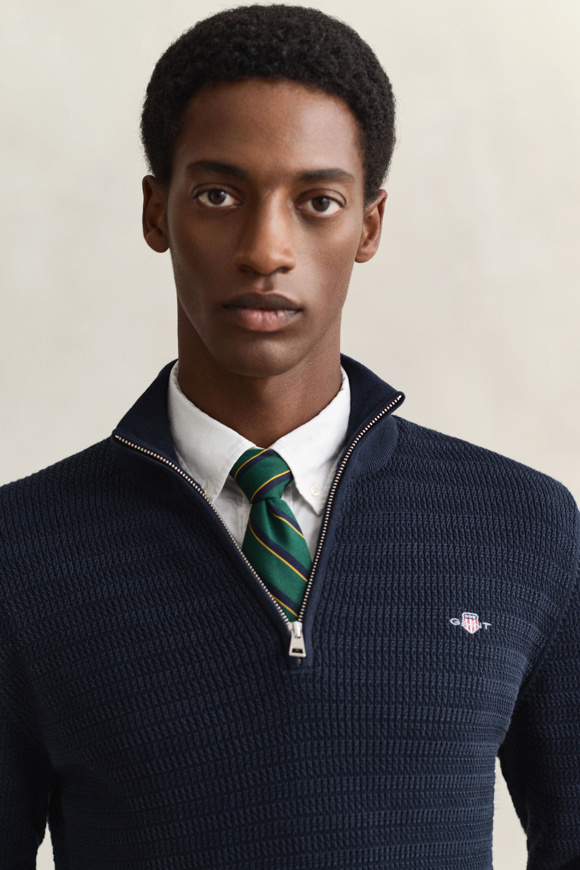 Mini kabelstrikket sweater med halv lynlås