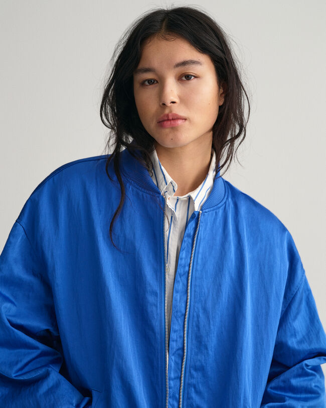 Satin bomberjakke