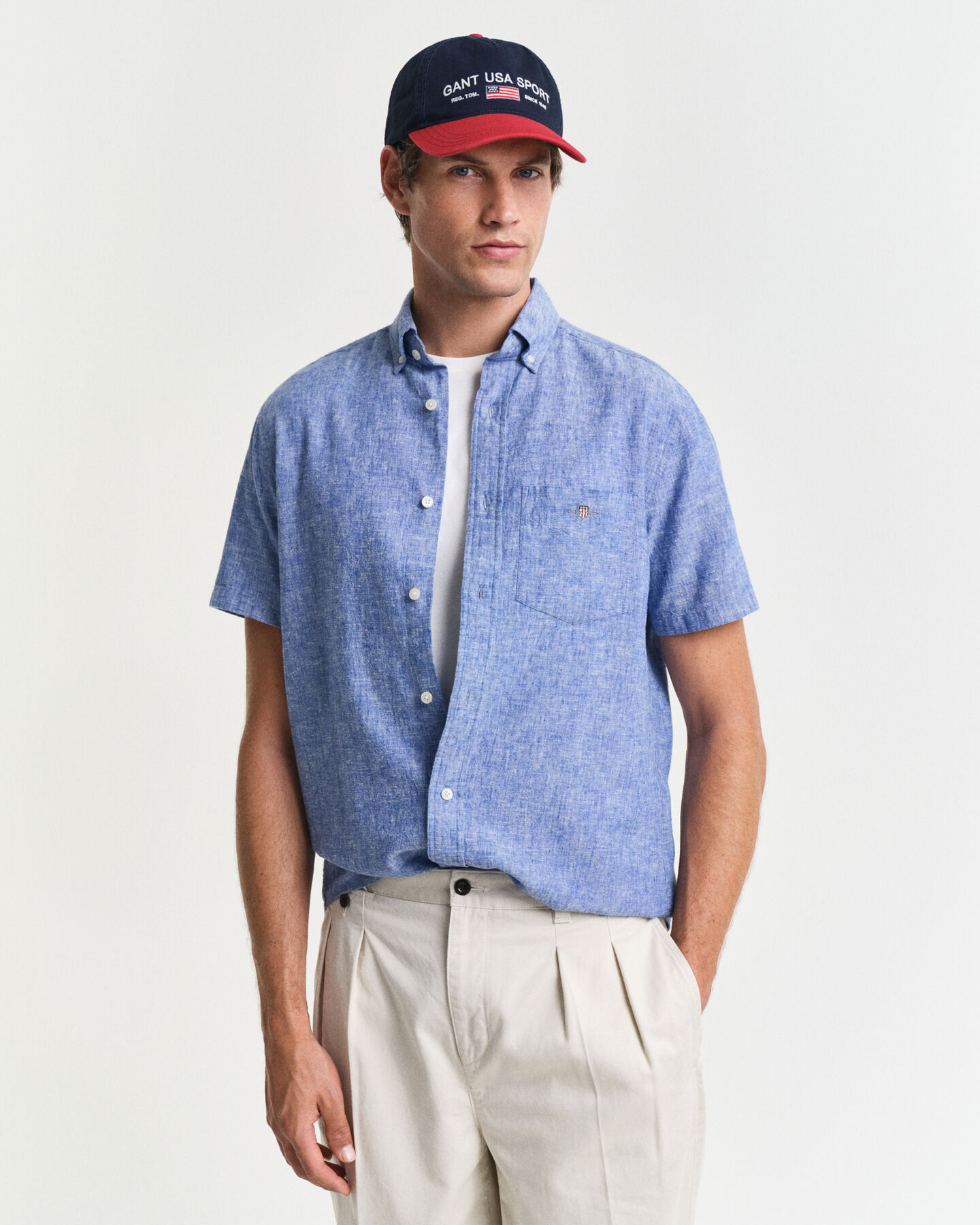 Regular fit skjorte af bomuldshør med korte ærmer