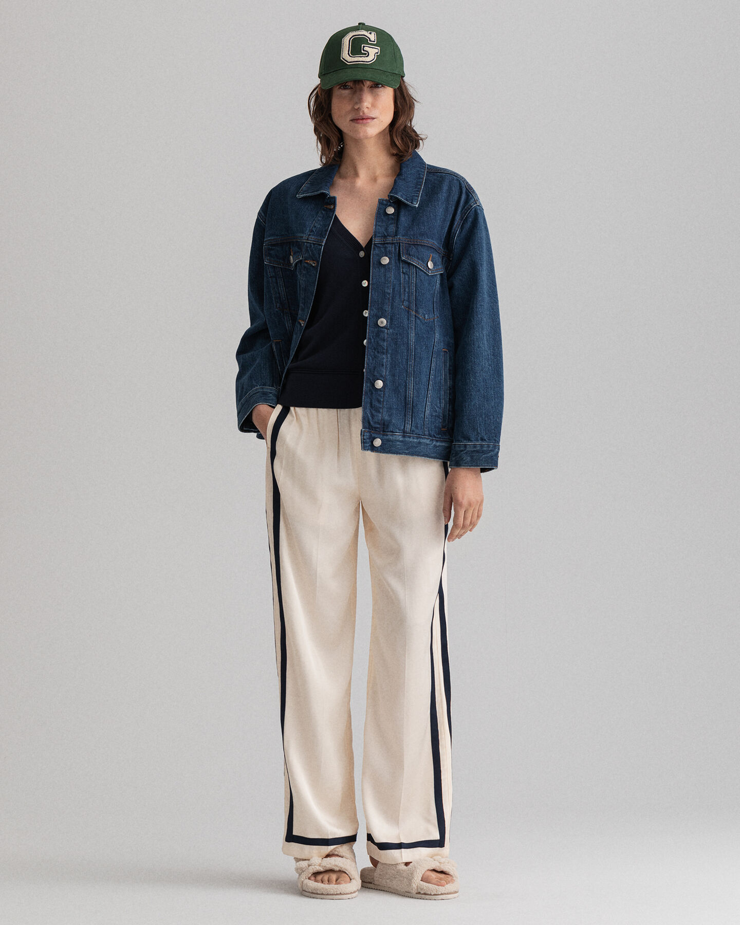 Cardigan i let bomuld med V-hals